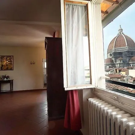 Bavaria Hotel *