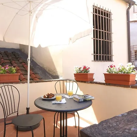 Bavaria Hotel *