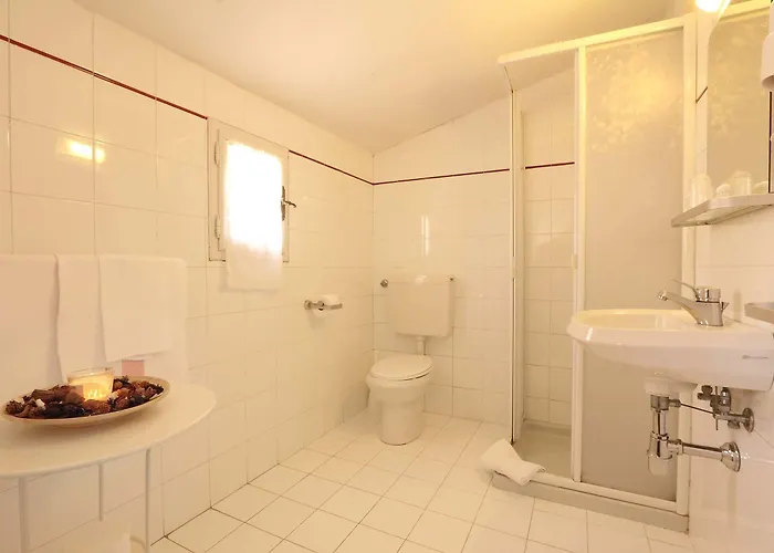 Отель Bavaria *